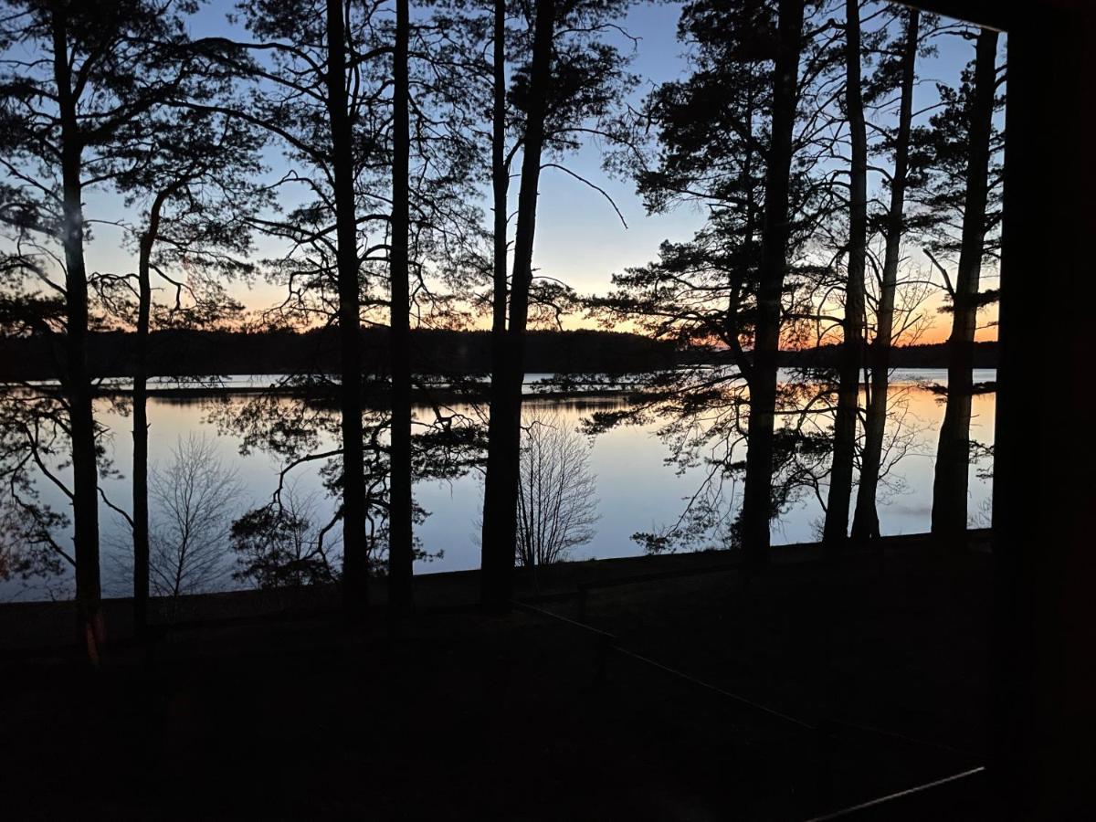 Domki Borsk - Komfortowe Domki Nad Jeziorem Wdzydze Z Przepieknym Widokiem ภายนอก รูปภาพ