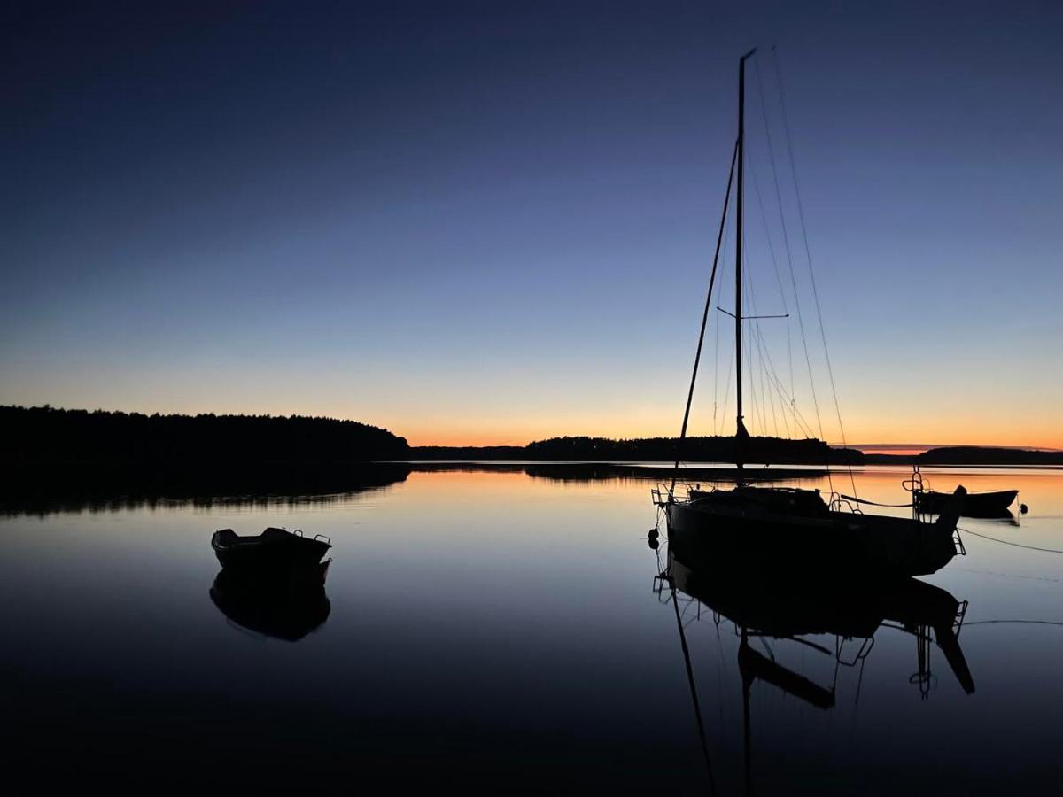 Domki Borsk - Komfortowe Domki Nad Jeziorem Wdzydze Z Przepieknym Widokiem ภายนอก รูปภาพ